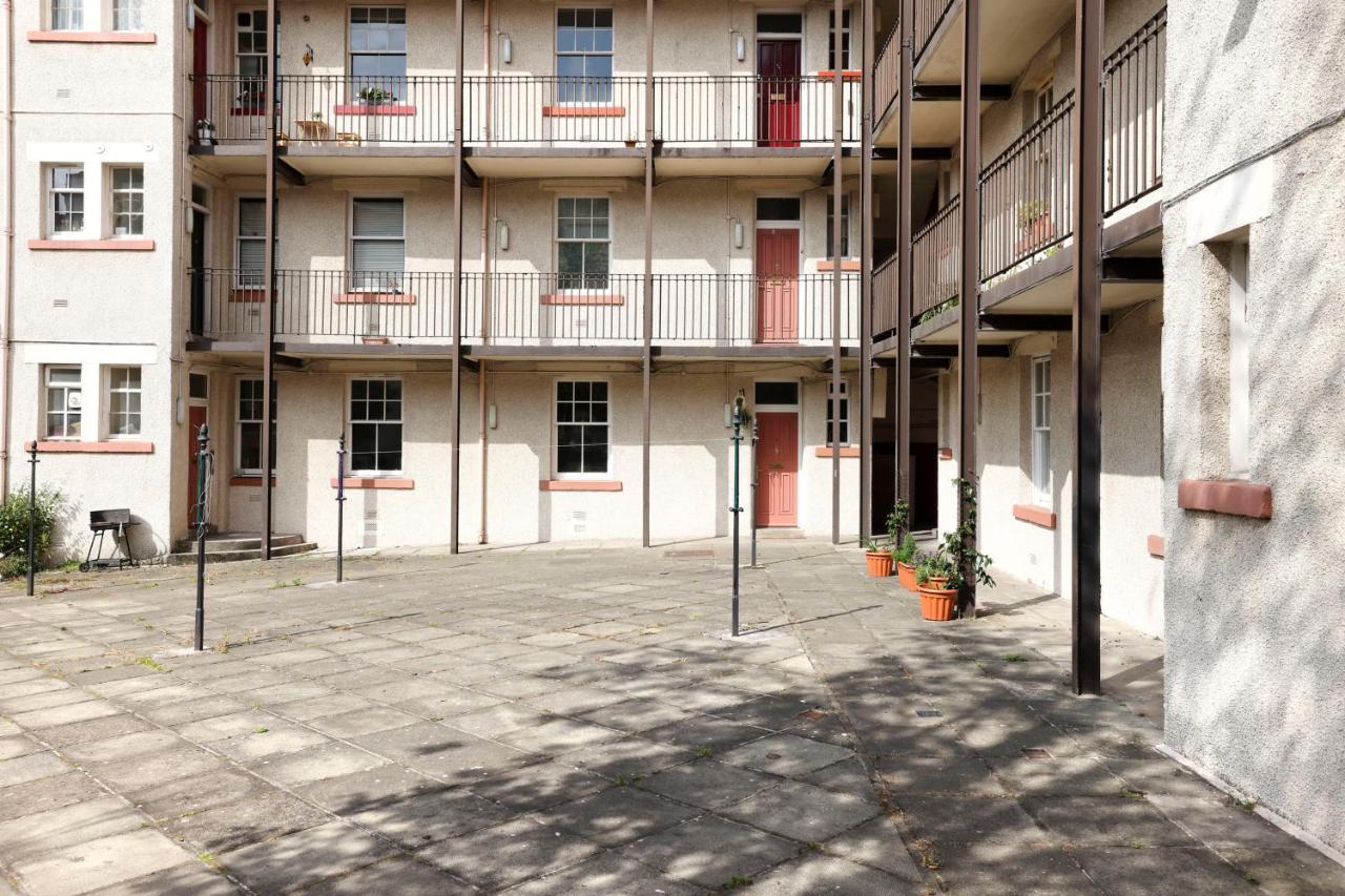 Stunning 2 Bed Apt Nr The Royal Mile & The Castle Единбург Екстериор снимка
